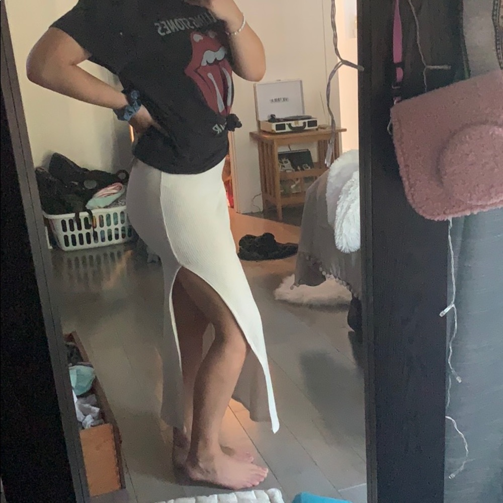 Ribbed maxi skirt - forever21, side slit - NWT. - Picture 6 of 6